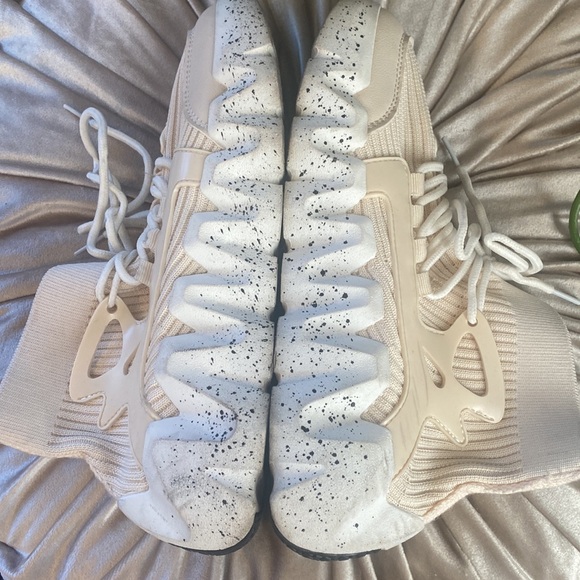 PONY pp2 Platform Moon ladies sneakers size 8 euc super Cute Pale Beigy color - Picture 4 of 4